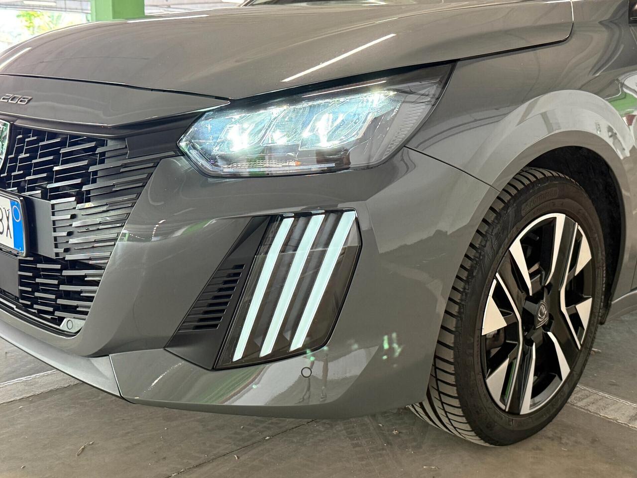 Peugeot 208 PureTech 100 Stop&Start 5 porte Allure