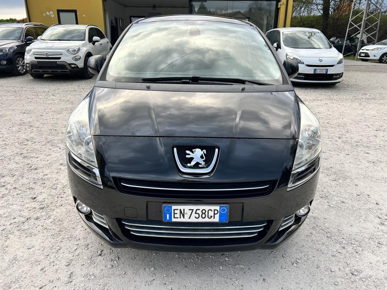 PEUGEOT 5008 1.6HDI 7 POSTI UNICO TOP