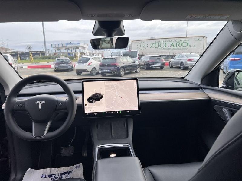 Tesla Model Y Model Y Long Range AWD dual motors