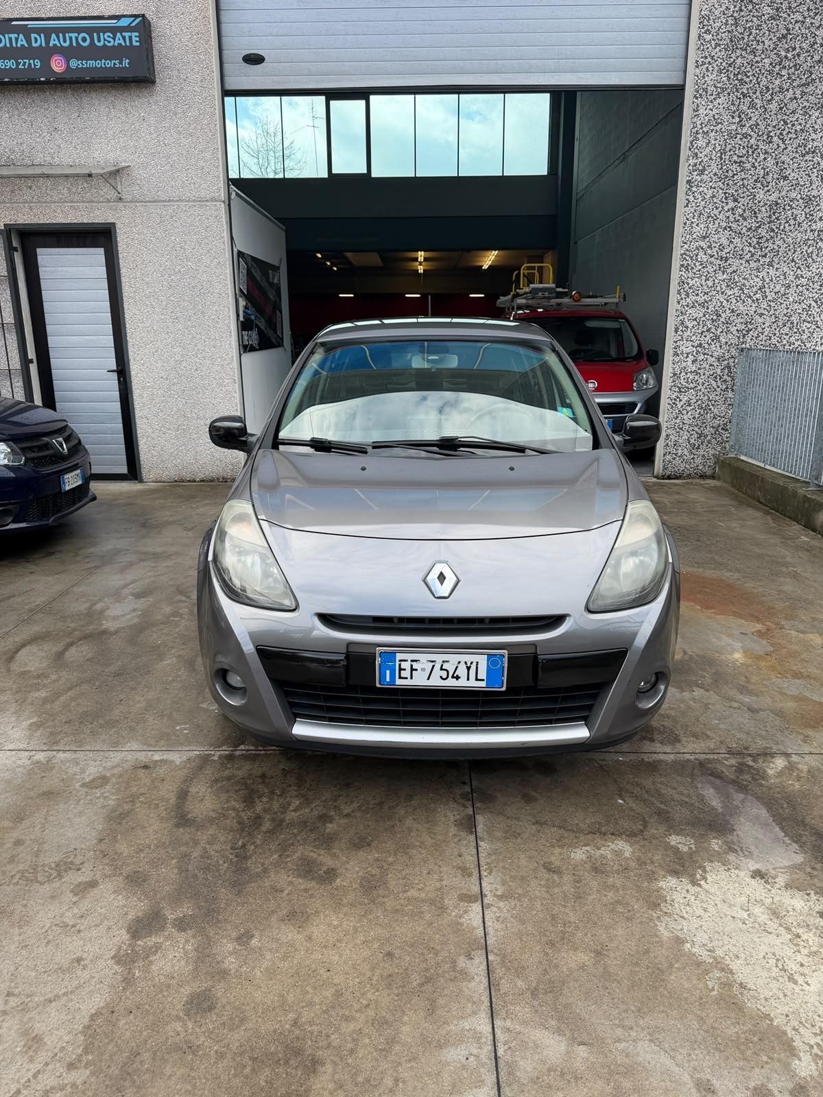 Renault Clio 1.2 16V 5 porte Luxe