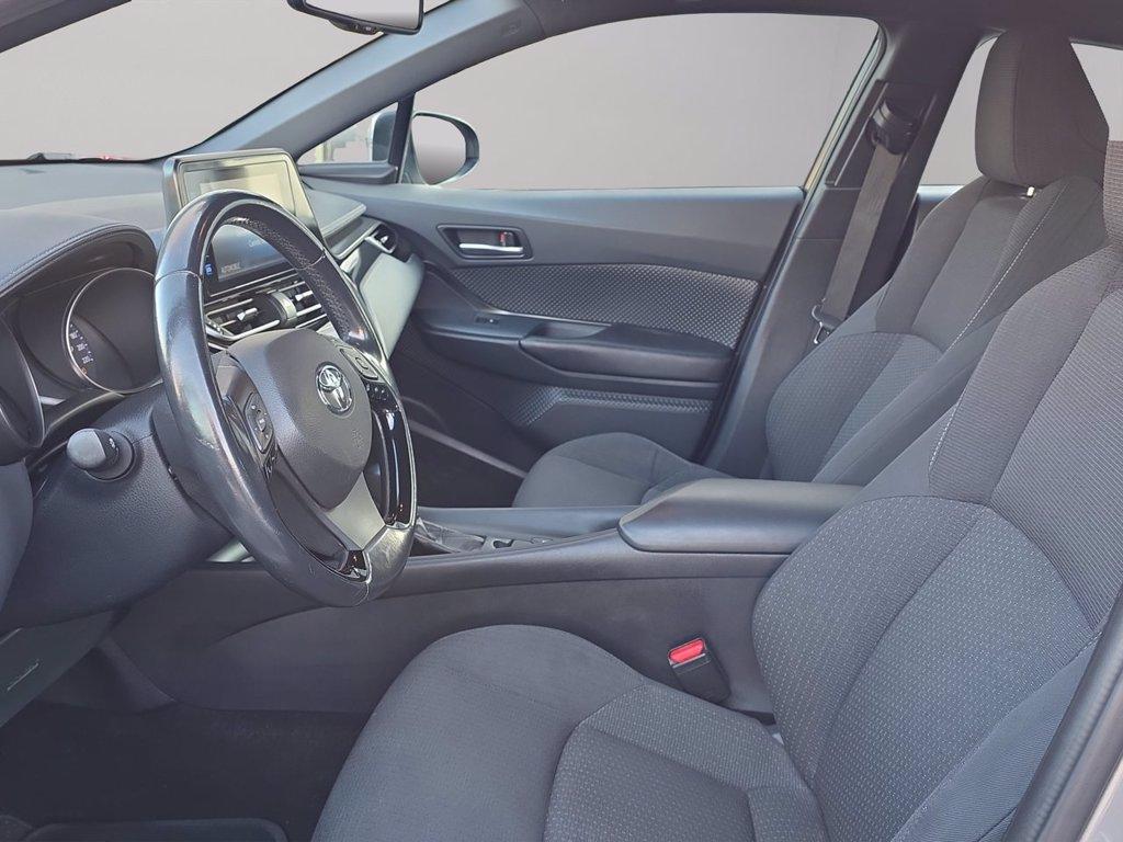 TOYOTA C-hr 1.8h business 2wd e-cvt del 2018