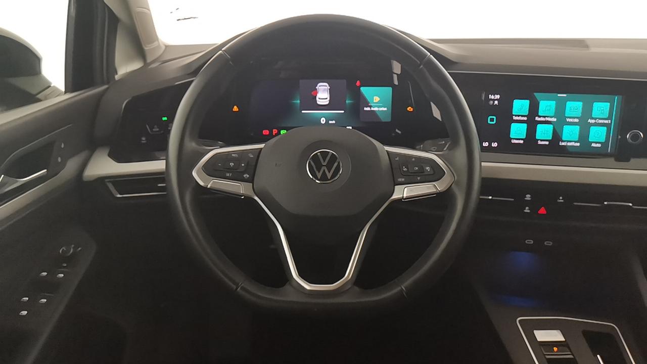 VOLKSWAGEN Golf VIII 2020 - Golf 1.0 etsi evo Life 110cv dsg