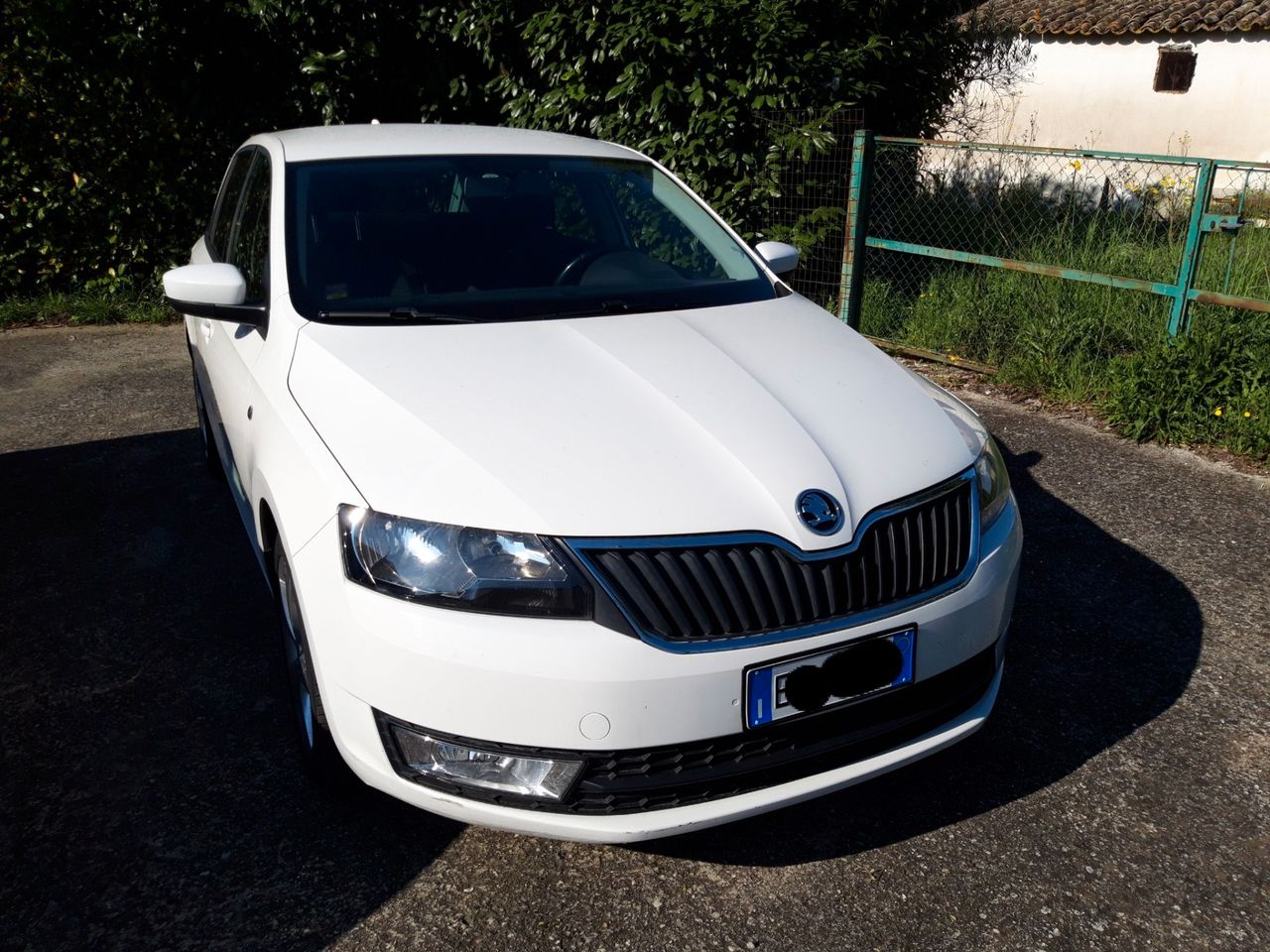 Skoda Rapid 1.6TDI CR 90CV DSG Ambition 2015