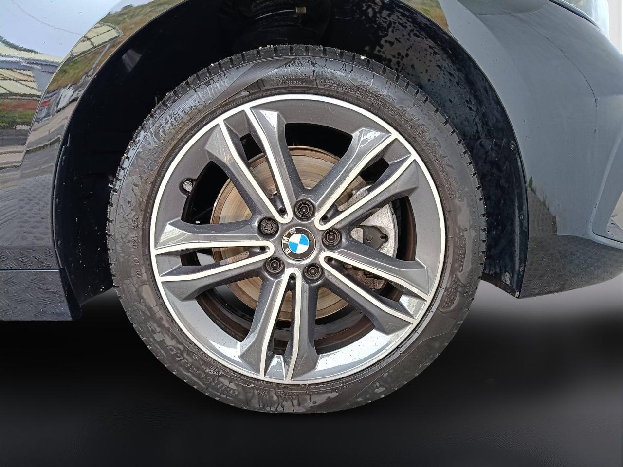 BMW Serie 1 F40 - 116d Sport auto