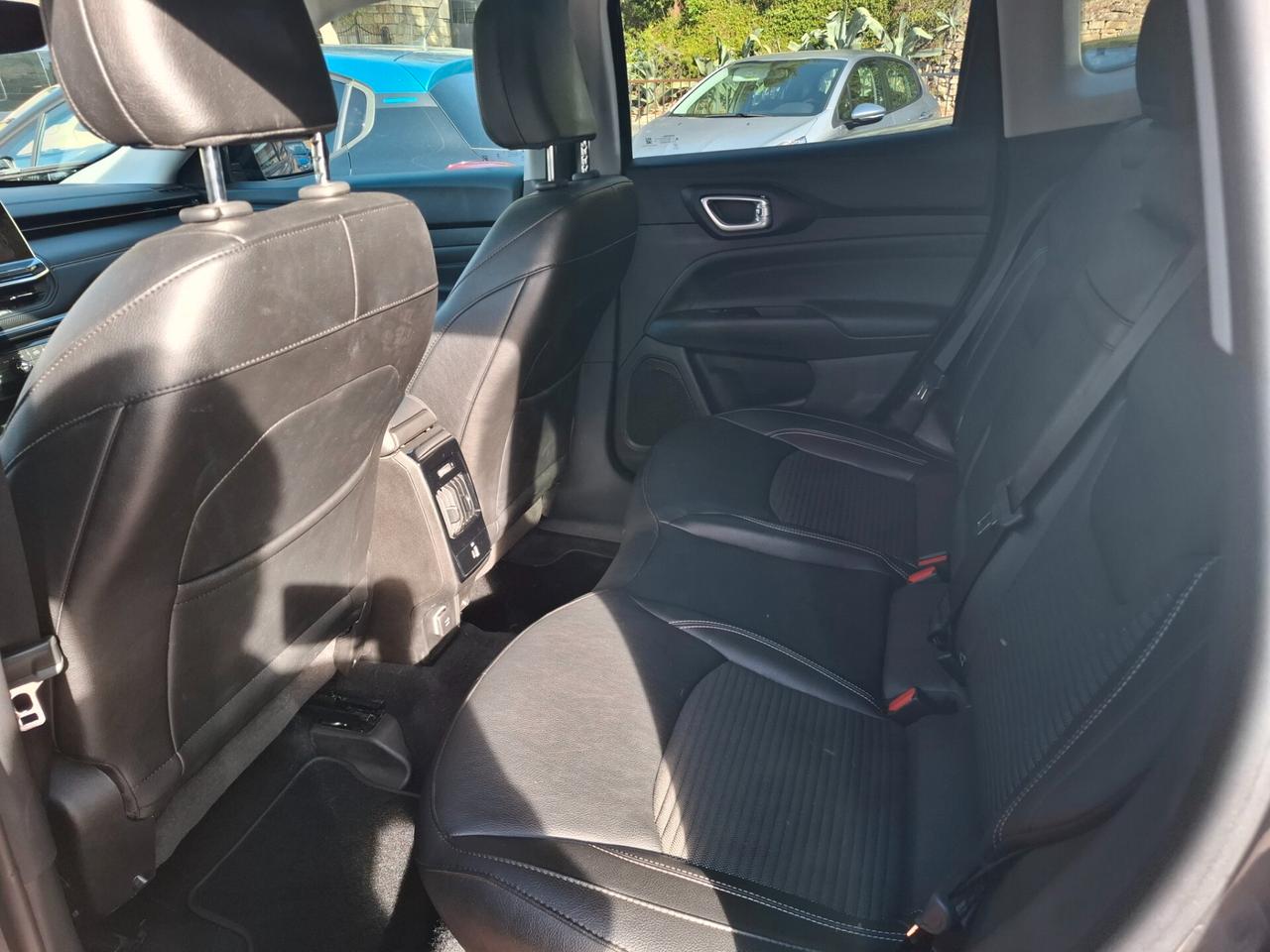 Jeep Compass 1.6 Multijet II 2WD Night Eagle