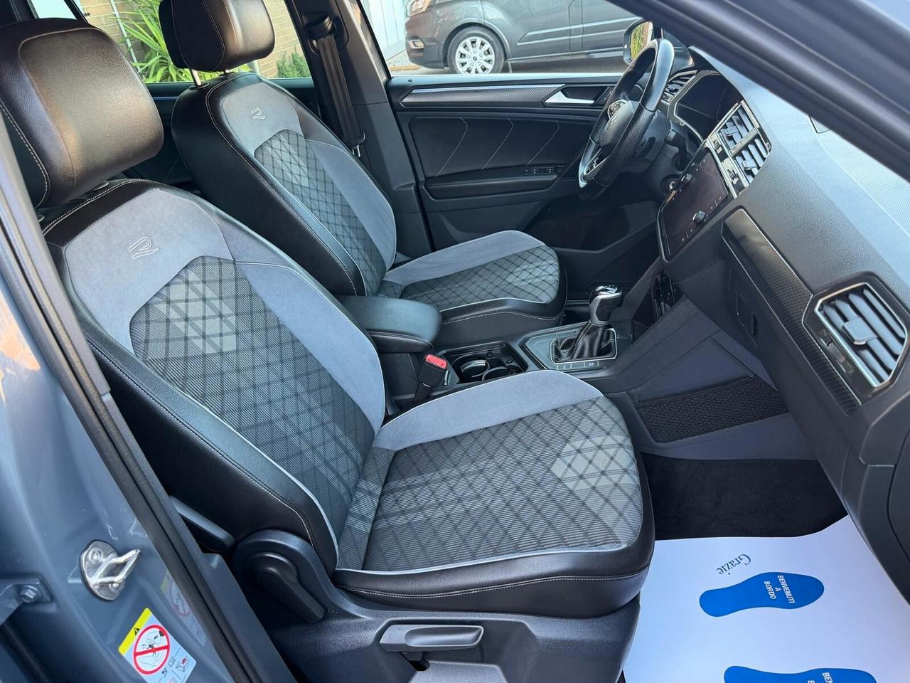 Volkswagen Tiguan 2.0 TDI 150 CV SCR DSG R-Line