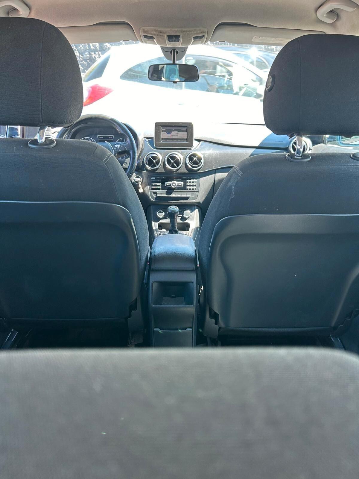 Mercedes-benz B 180 CDI BlueEFFICIENCY Premium