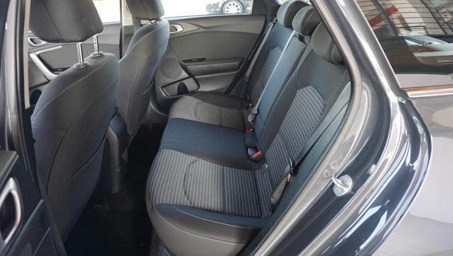 KIA Ceed 1.6 CRDi 136 CV MHEV DCT SW Business