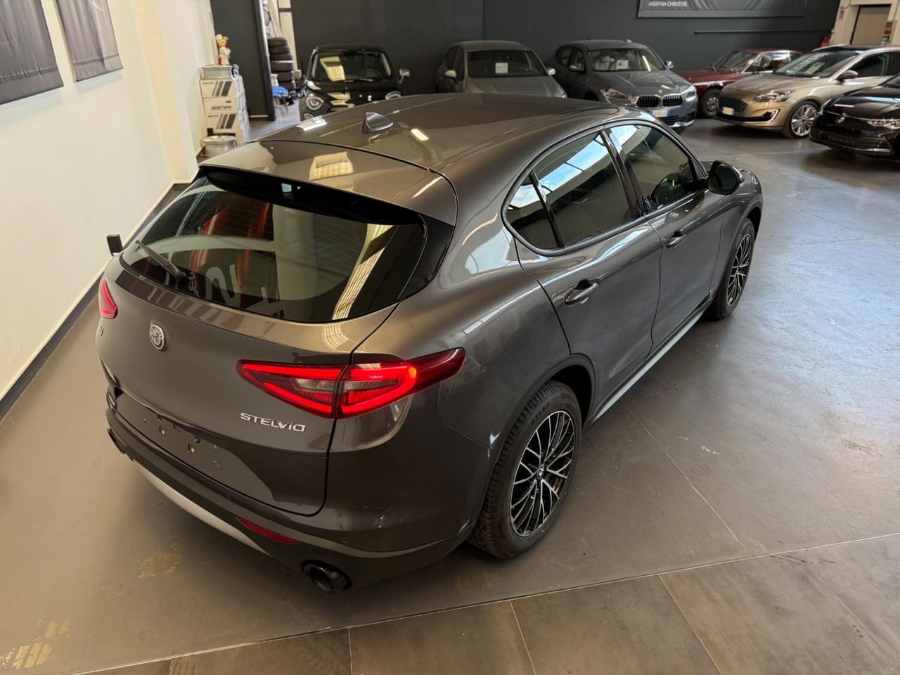 Alfa Romeo Stelvio 2.2 Turbodiesel 190 CV AT8 Q4 Super Business
