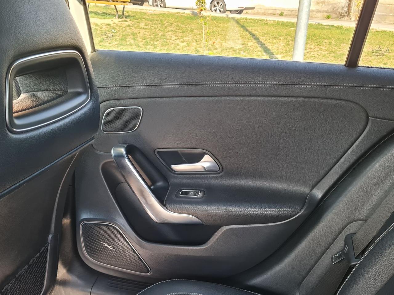 Mercedes-Benz A 180 AMG Line Premium #6483