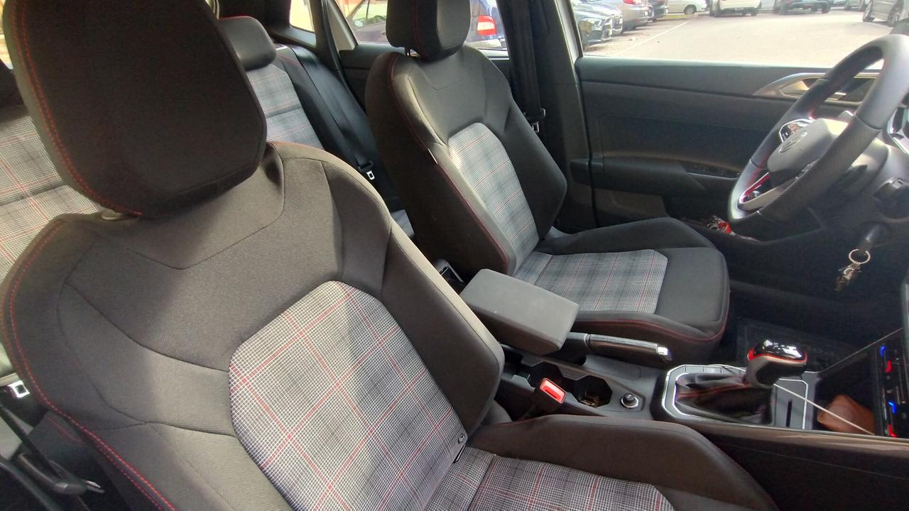 Volkswagen Polo 2.0 TSI DSG GTI