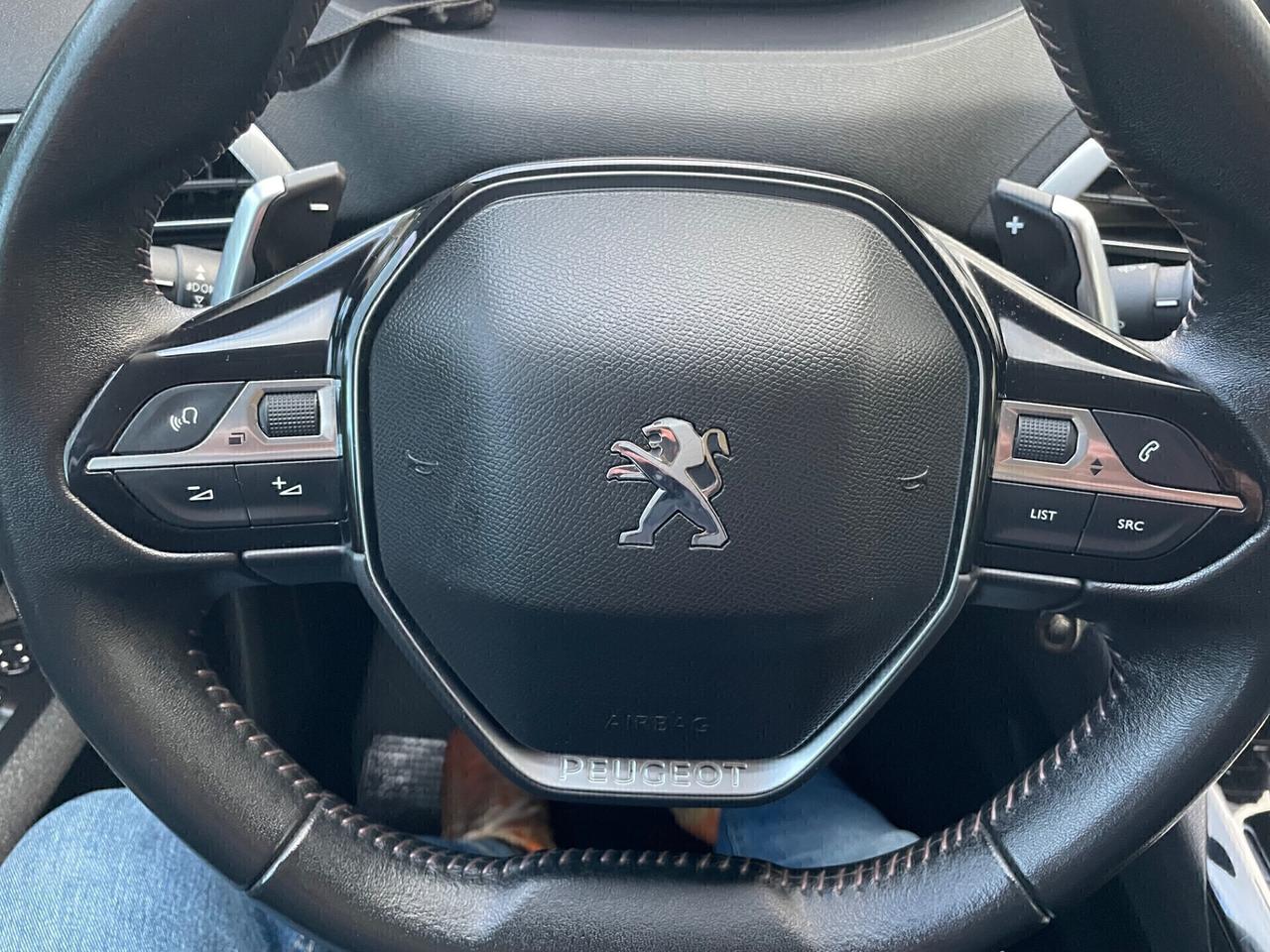 Peugeot 3008 BlueHDi 130 S&S EAT8 Allure