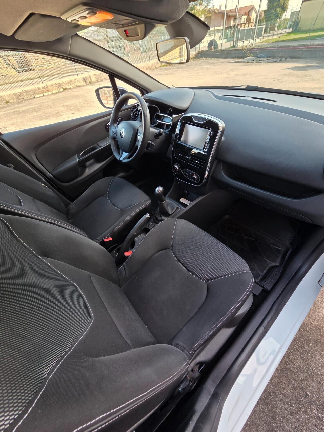 Renault Clio 1.5 dCi 8V 90CV FINANZIABILE