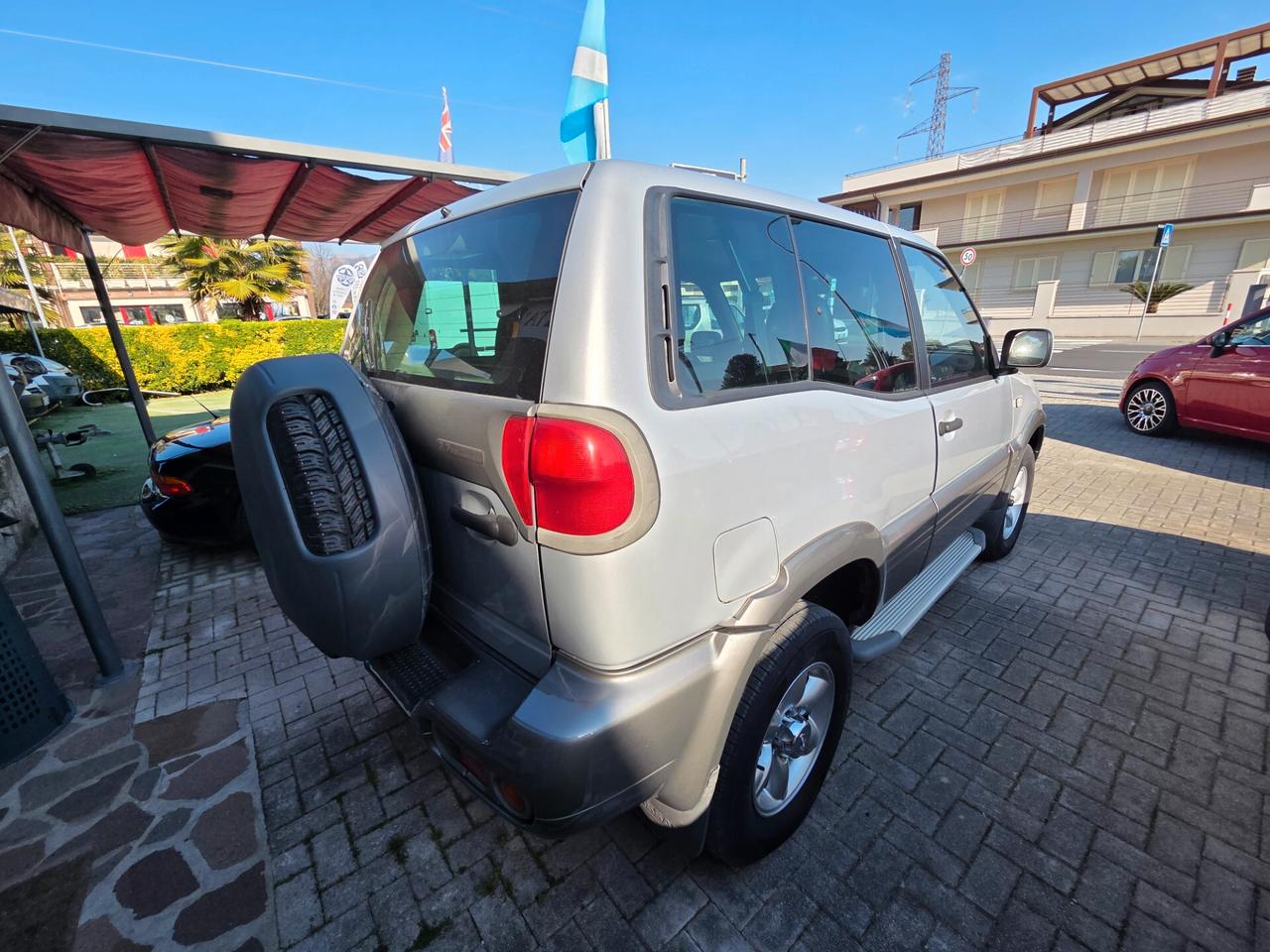 Nissan Terrano II 2.7 Tdi 3 porte Luxury