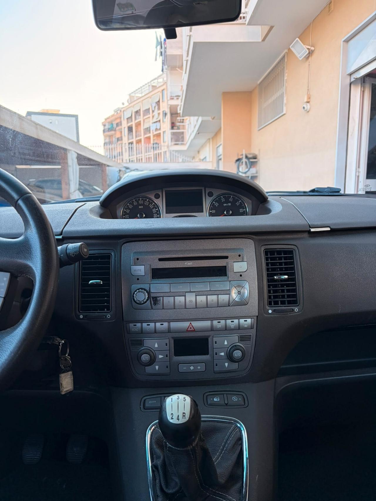 Lancia MUSA 1.3 Mjt
