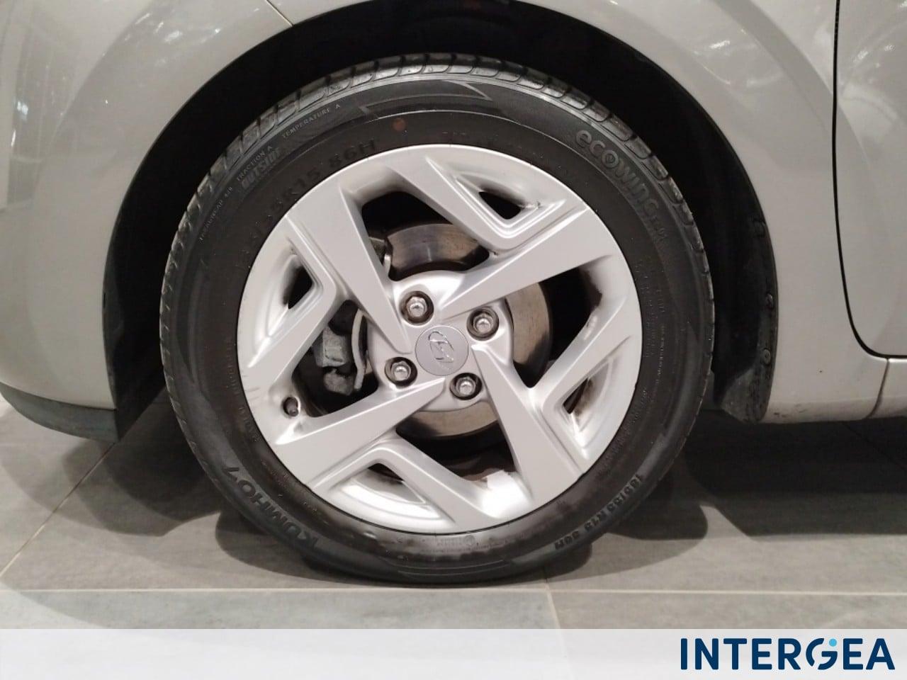 HYUNDAI i10 1.0 Tech Connect Pack econext Gpl