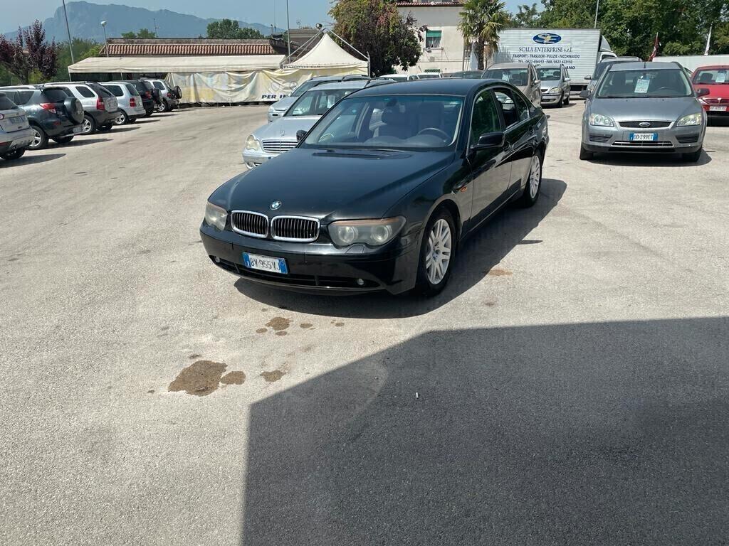 Bmw 735i cat 272 CV