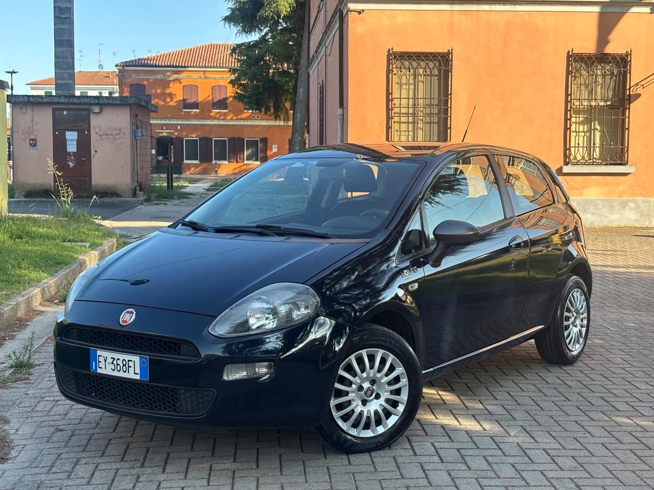 Fiat Punto 1.4 8V 5 porte Young Euro 6