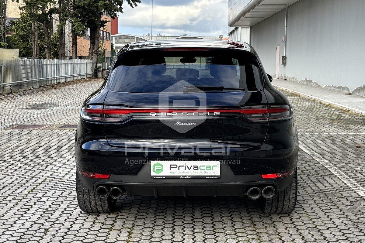 PORSCHE Macan 2.0