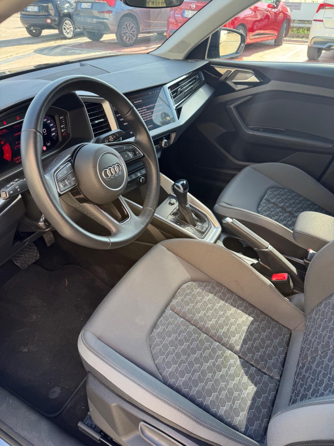 Audi A1 SPB 35 TFSI S tronic line edition