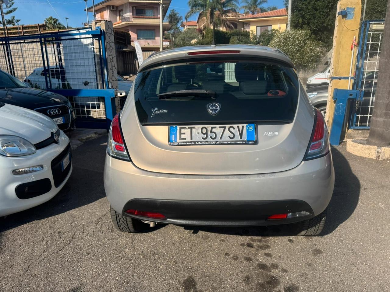 Lancia Ypsilon 1.2 69 CV 5 porte GPL Ecochic Silver