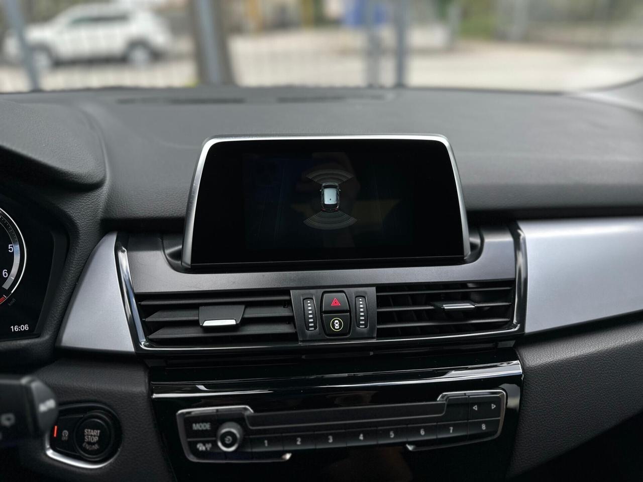 Bmw 218d Active Tourer Luxury restyling