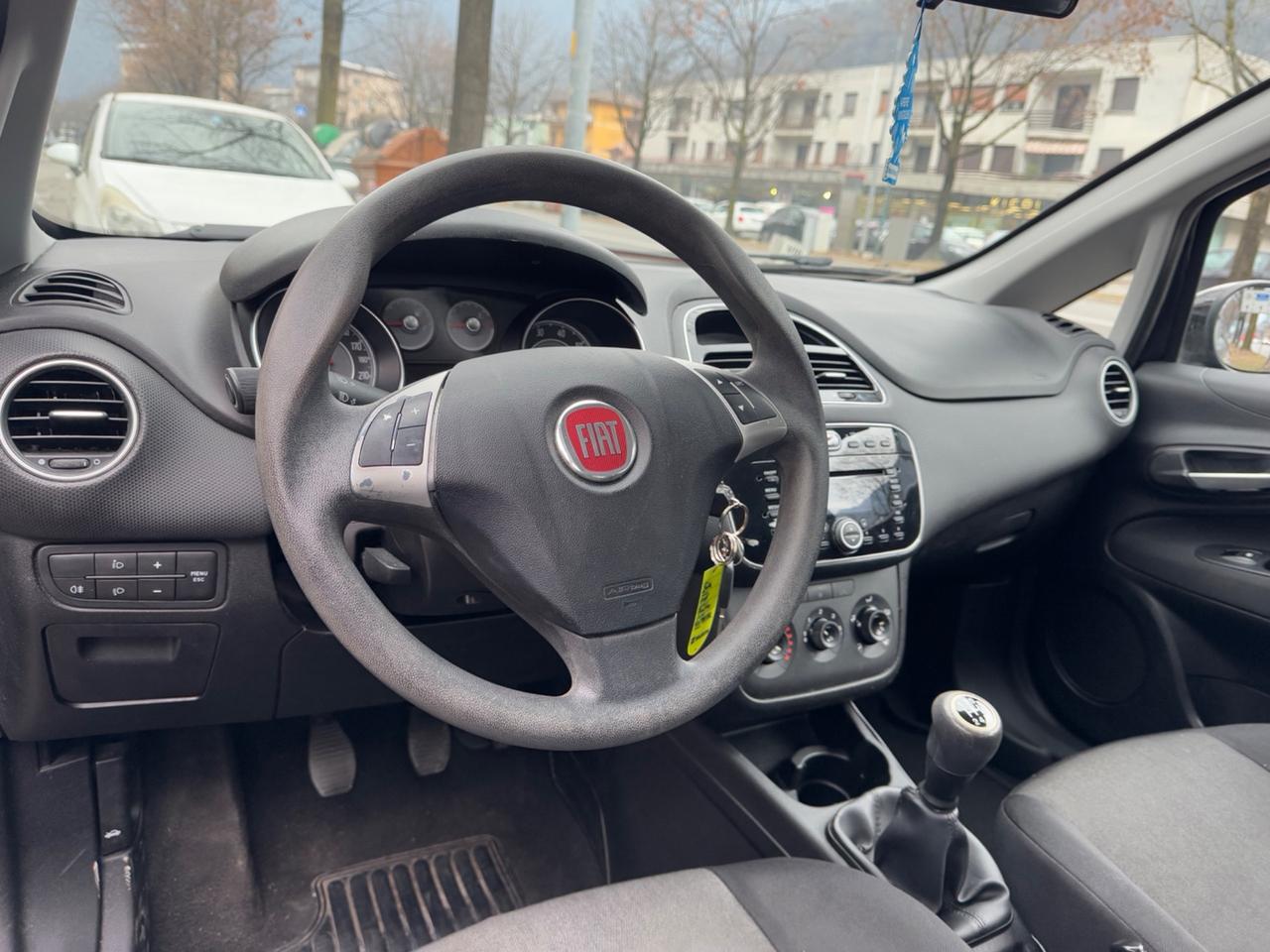 Fiat Punto 1.3 MJT II 75 CV 5 porte TAGLIANDATA - OK NEOPATENTATI