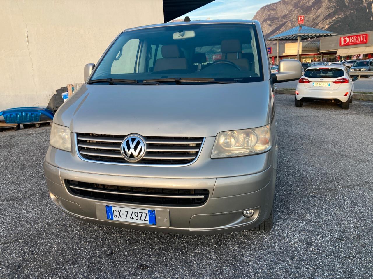 Volkswagen Multivan 2.5 TDI/174CV Highline