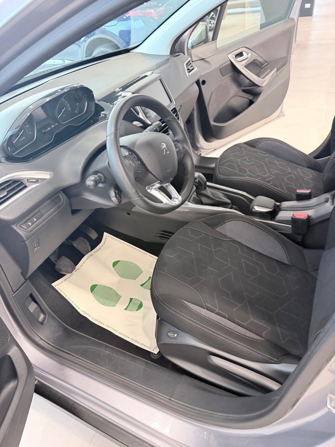 Peugeot 2008 PureTech 82 Allure