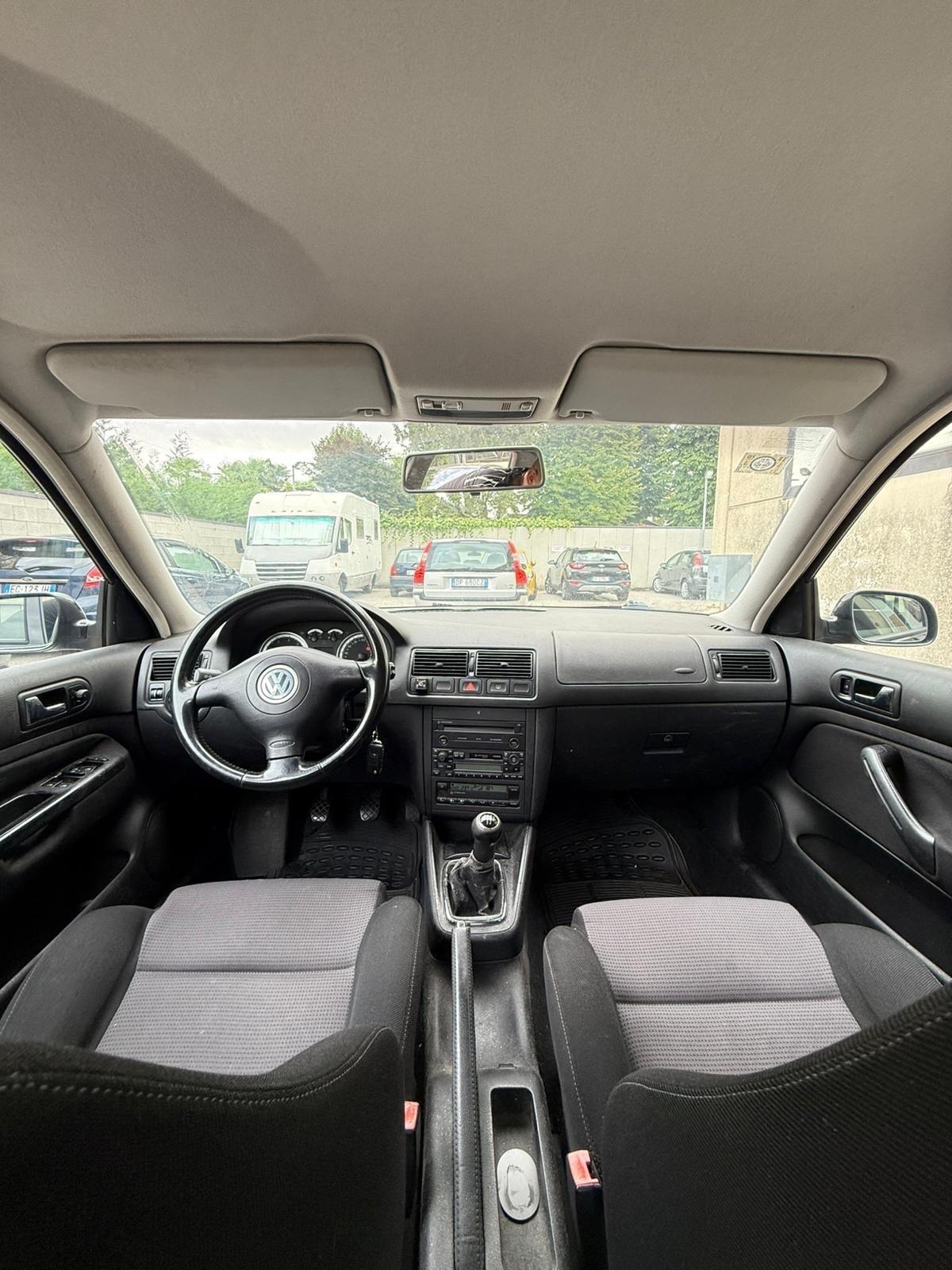 Volkswagen Golf 1.6 16V cat 5 porte Comfortline