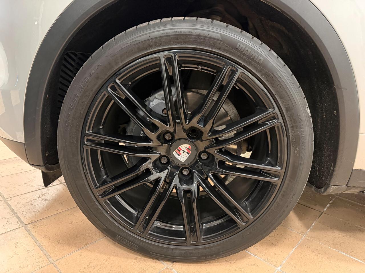 Porsche Cayenne 3.0 245 Cv Diesel FULL OPTIONAL