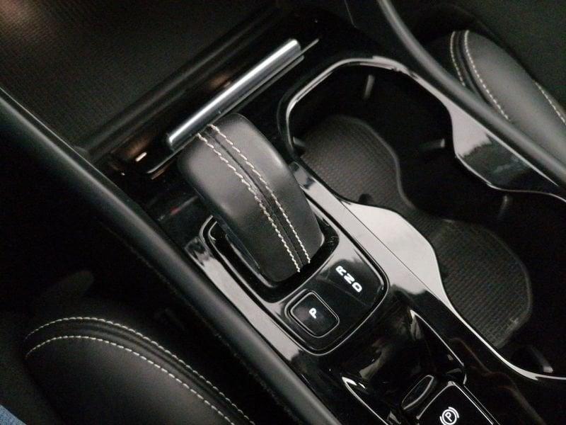 Volvo XC40 1.5 t5 phev R-design auto my21