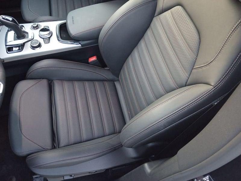 Alfa Romeo Stelvio 2.0 T 280 CV Intensa AT8 Q4