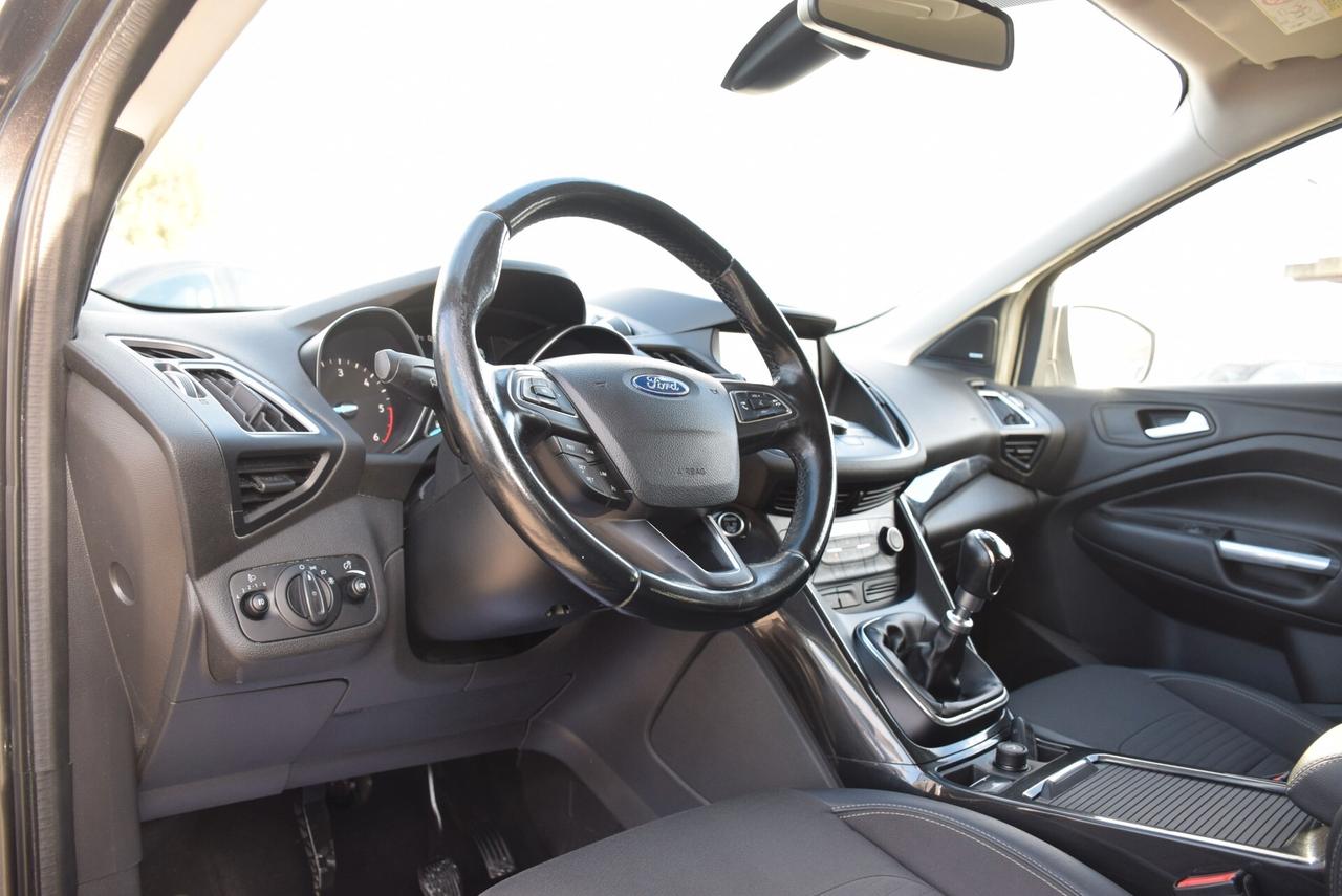 Ford Kuga 1.5TDCI 120CV 6M 2WD Titanium NAVI CRUISE CAM SENSORI BT LED