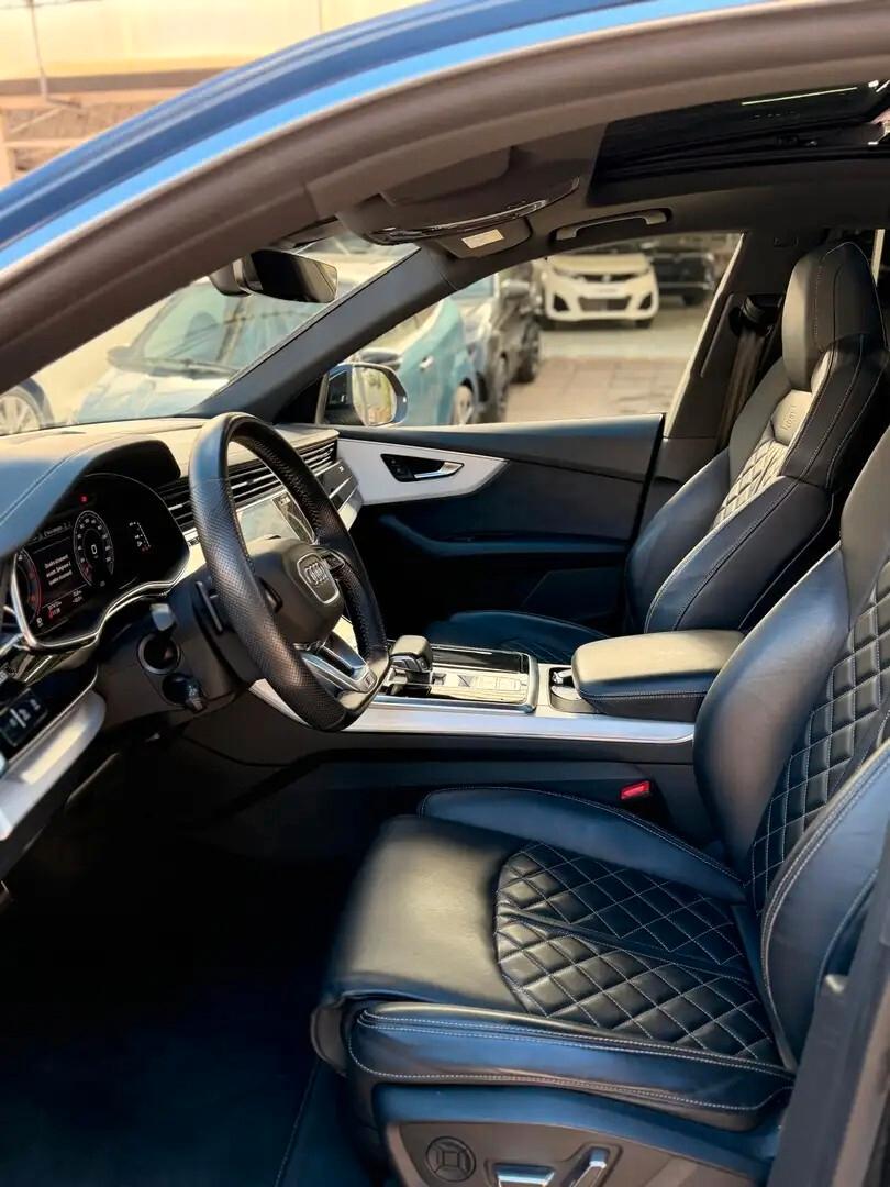 Audi Q8 50 TDI 286 CV quattro tiptronic Sport