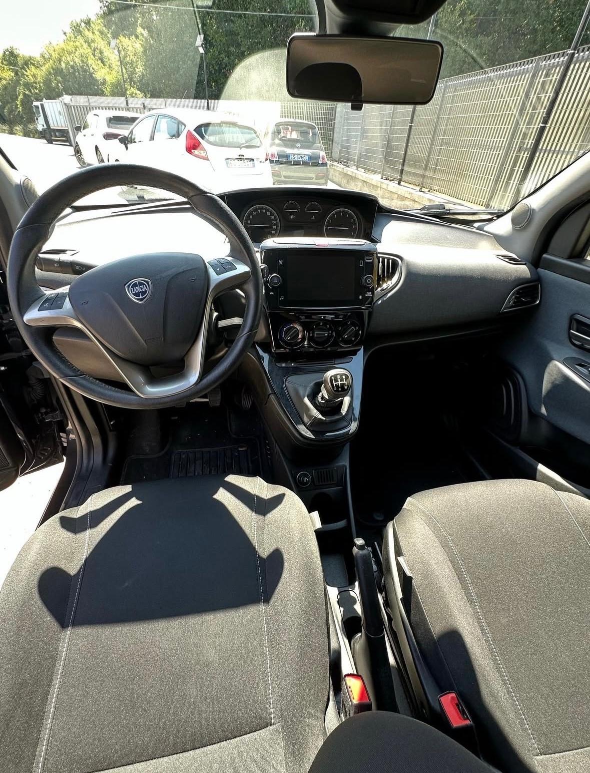 Lancia Ypsilon 1.2 69 CV 5 porte GPL Ecochic Gold