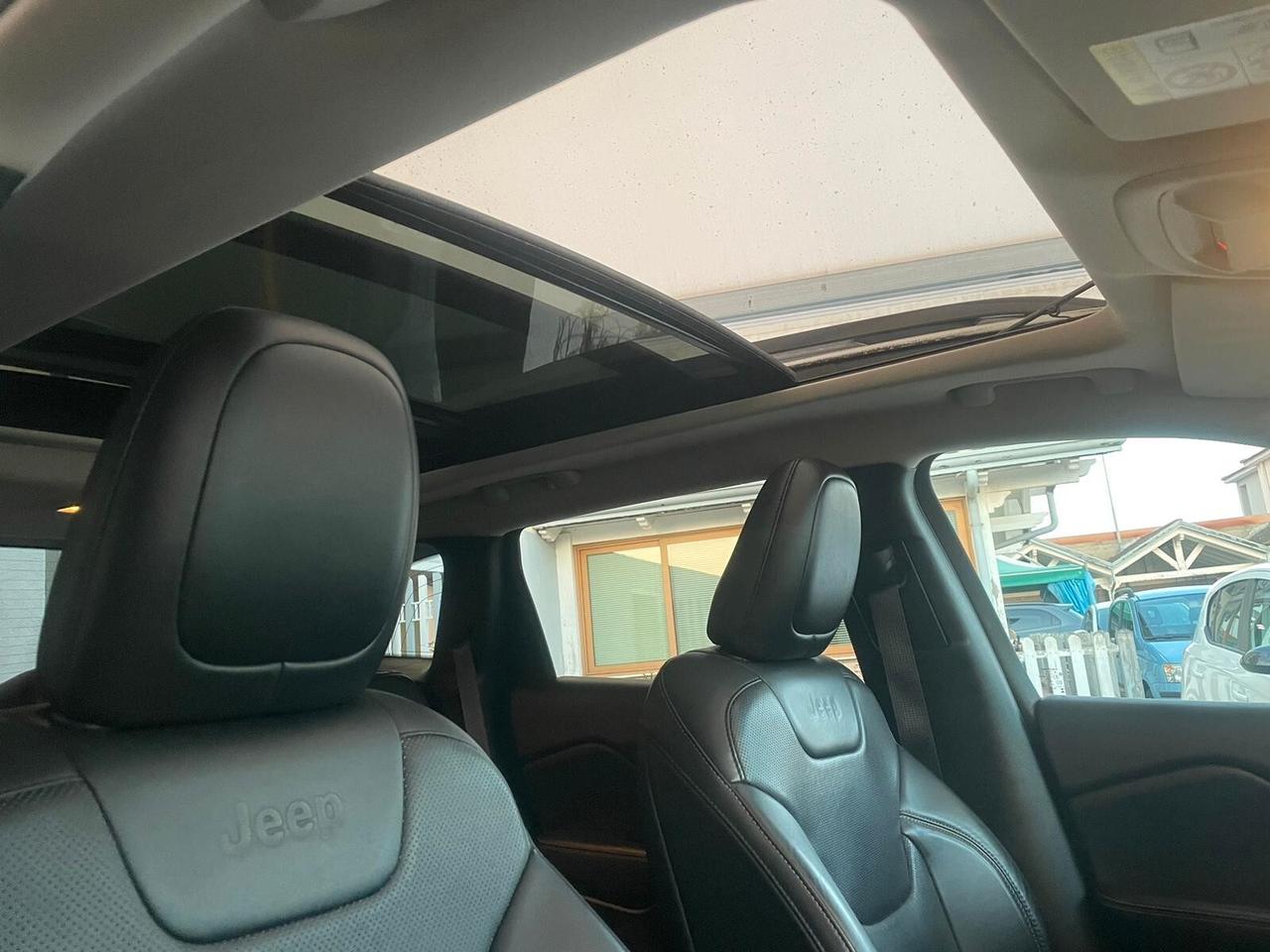 Jeep Cherokee 2.2 Mjt II 4WD Active Drive I Night Eagle