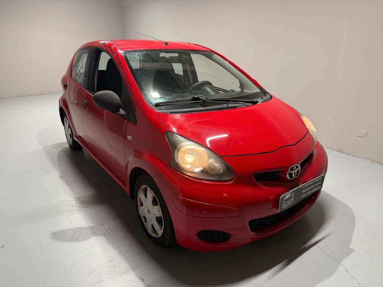 Toyota Aygo 1.0 12V VVT-i 5 porte Sol Connect