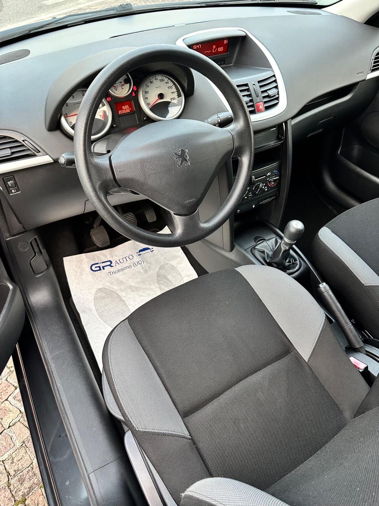 Peugeot 207 1.4Bz 8V 75CV 5p. X Line -Neopatentati