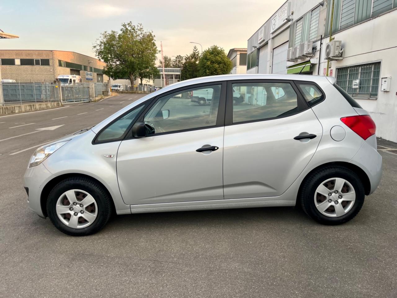 Kia Venga 1.4benz 2010 117.000km per neopatentati