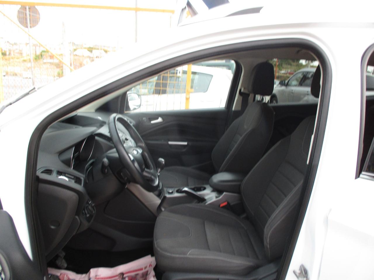 Ford Kuga 2.0 TDCI 115 CV 2WD 2014