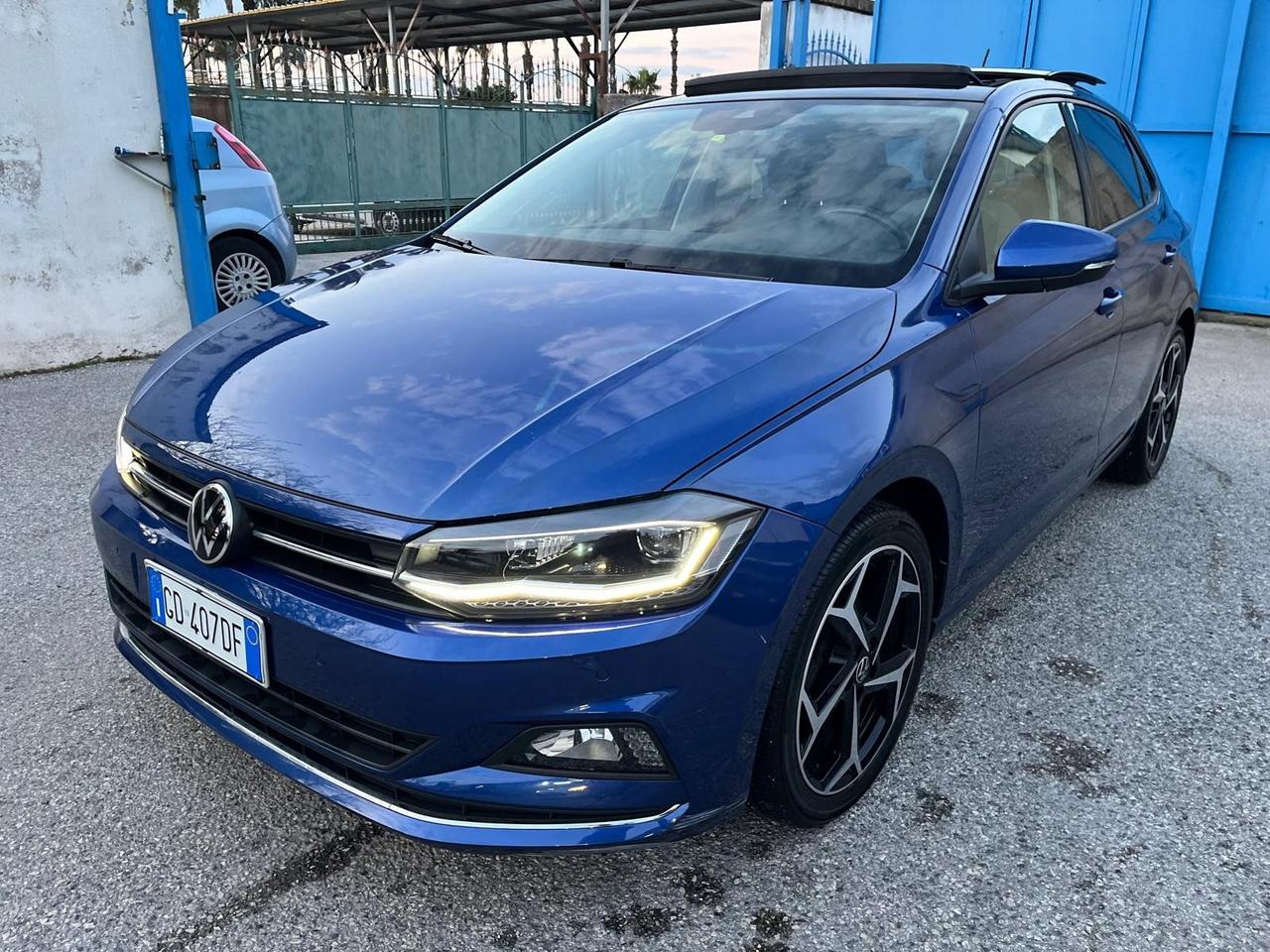 Volkswagen Polo 5P-1.0 tsi/dsg7-highline-t.apr-2021