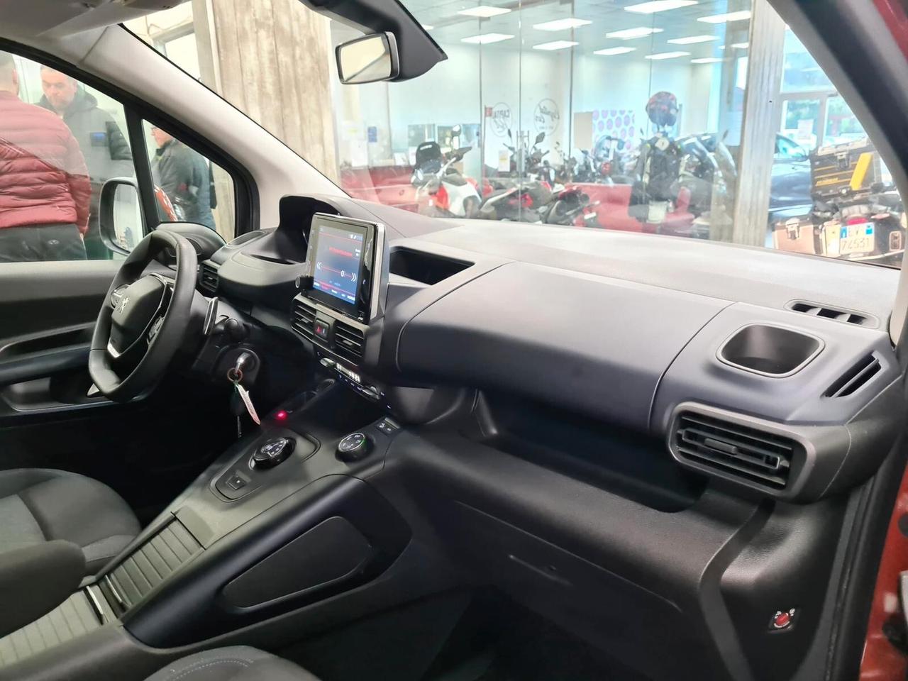 Peugeot Rifter BlueHDi 130 S&S EAT8 Allure Standard