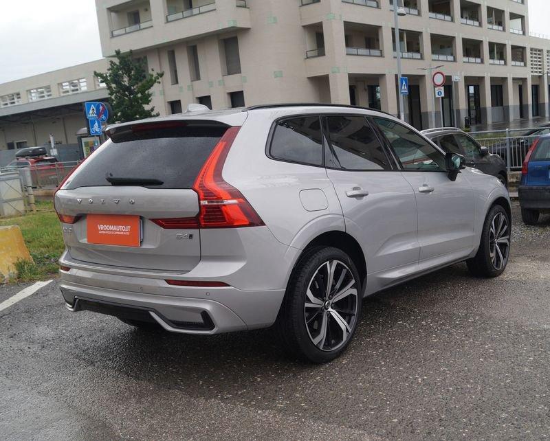 Volvo XC60 B4 automatico Plus Dark