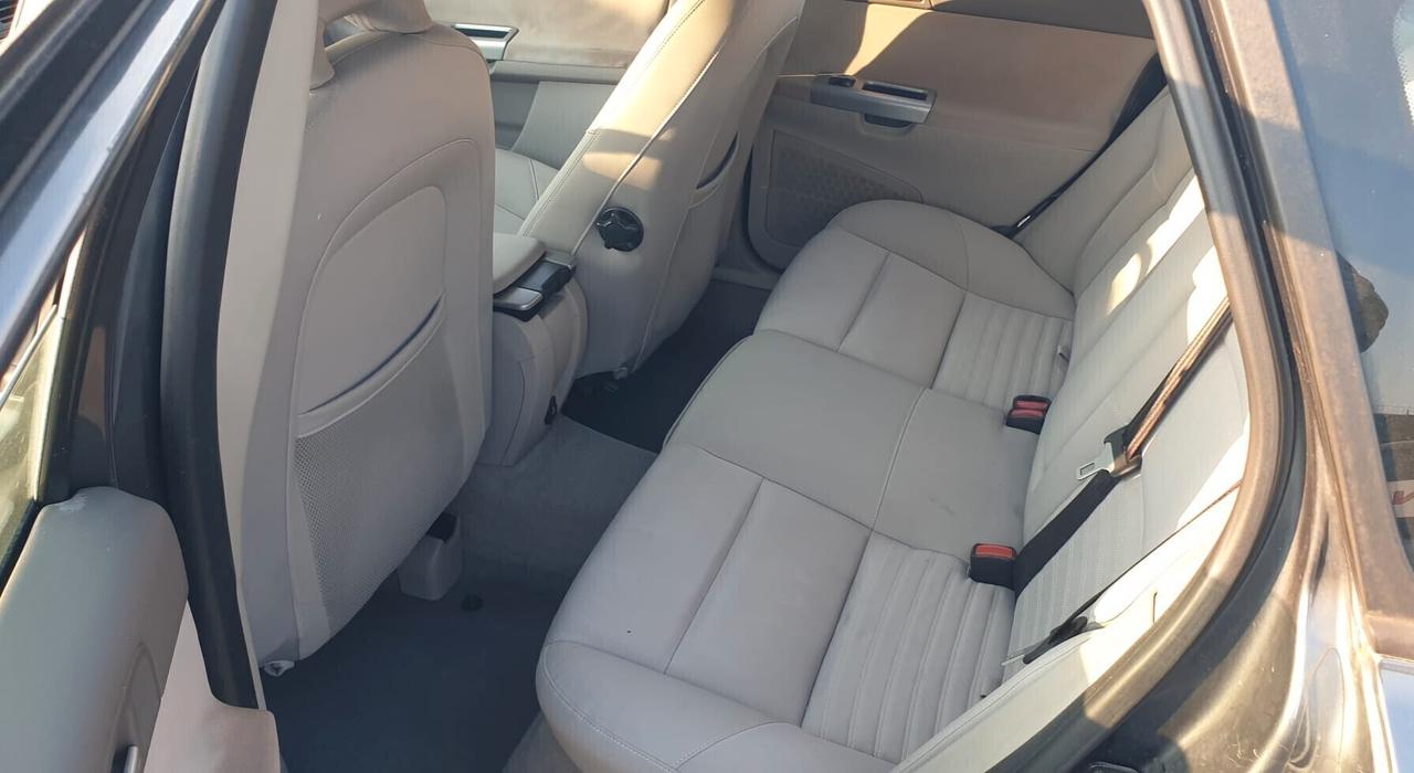 Volvo V50 2.0 D SUMMUM CAMBIO AUTOMATICO