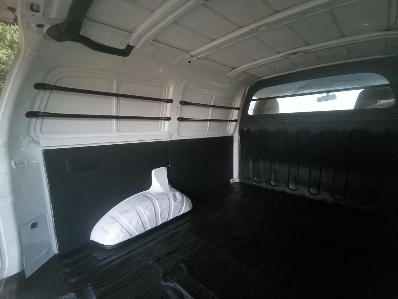 Hyundai H-1 2.5 TDI PC Van 3 posti Air