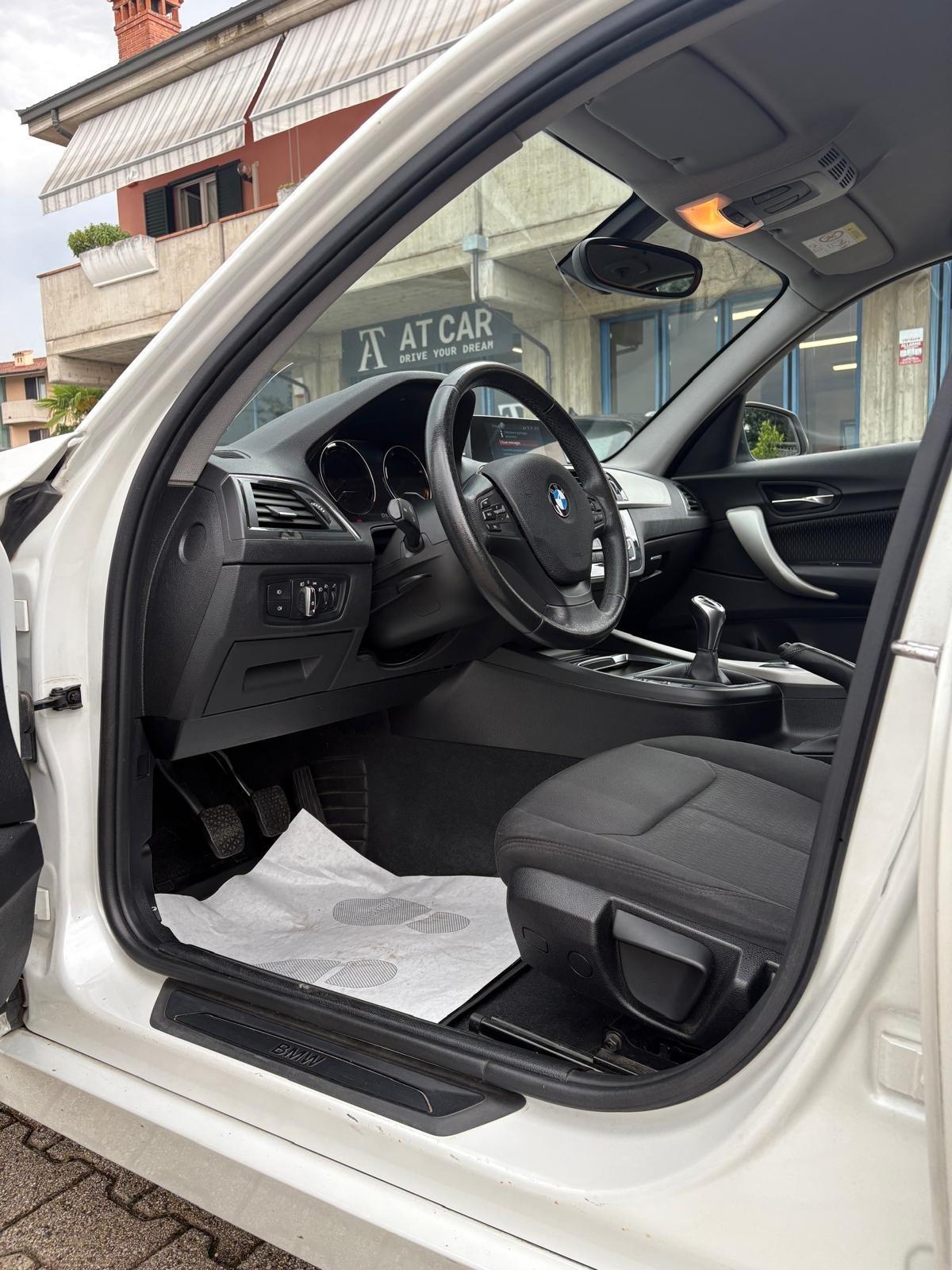 Bmw 114 114d 5p. Urban