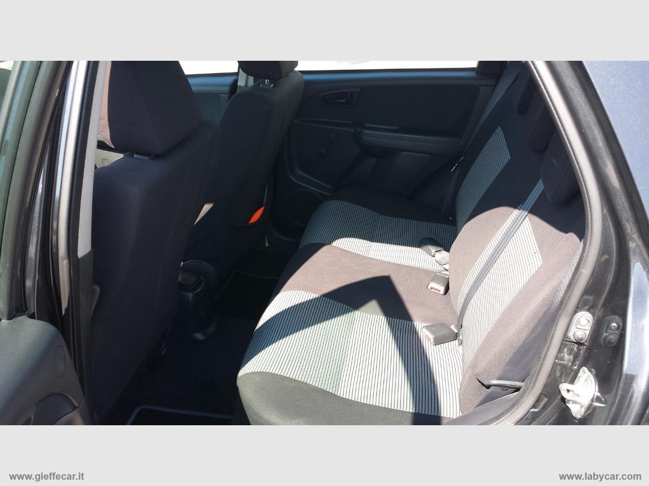 FIAT Sedici 1.9 MJT 4x4 Dynamic