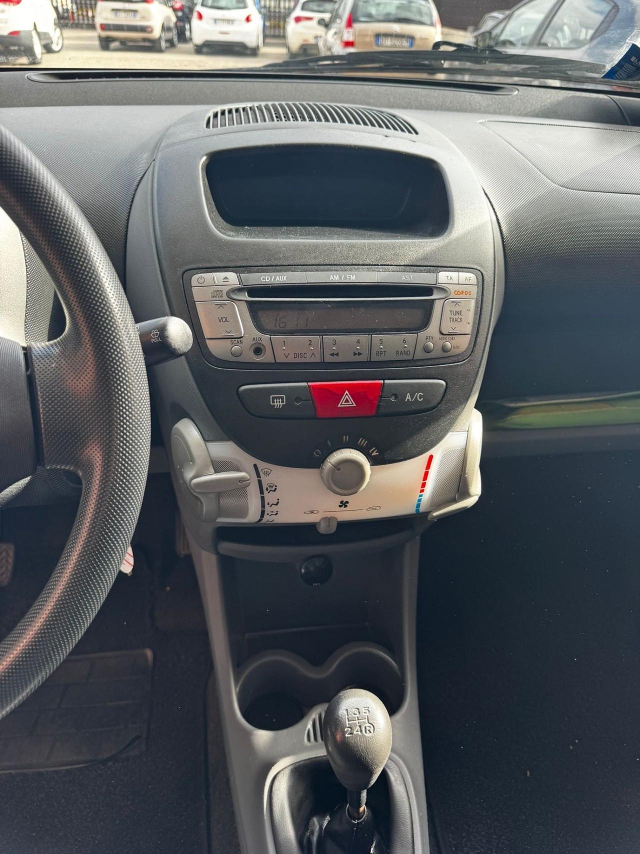 Peugeot 107 1.0 68CV 5p. Desir