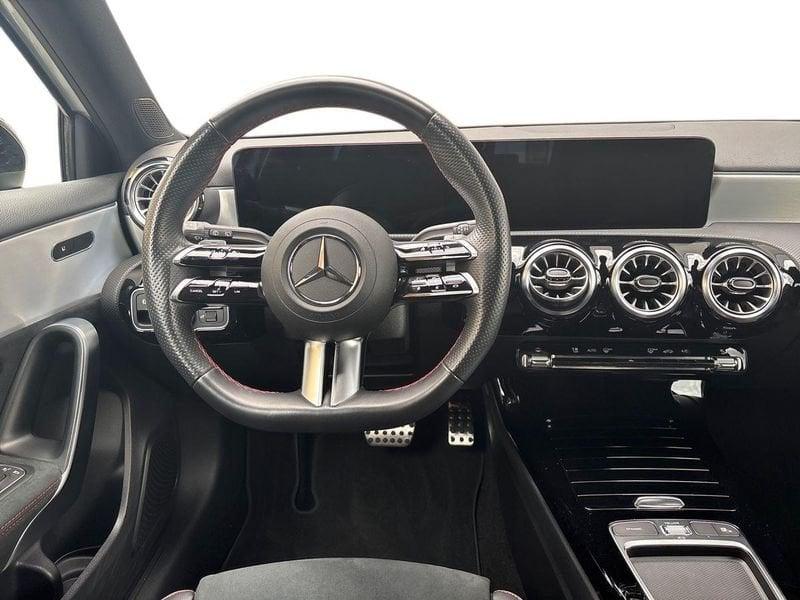 Mercedes-Benz Classe A A 180 d Automatic AMG Line Premium